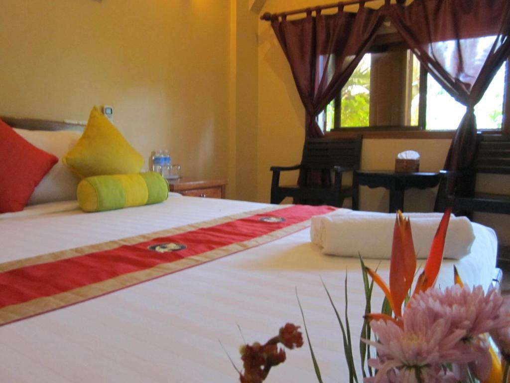 Angkor Spirit Palace シェムリアップ 部屋 写真