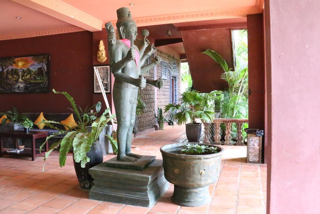 Angkor Spirit Palace シェムリアップ エクステリア 写真