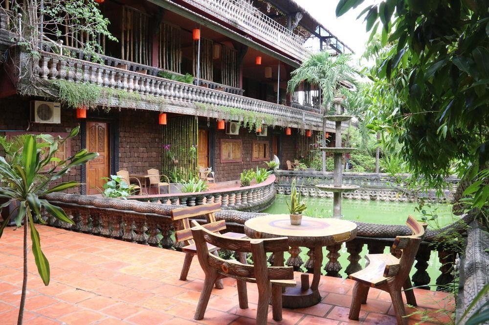 Angkor Spirit Palace シェムリアップ エクステリア 写真